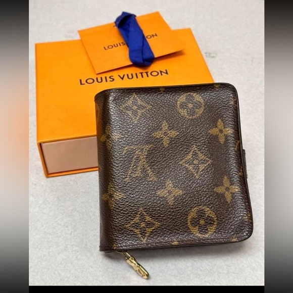 Louis Vuitton wallet - Picture 3 of 16
